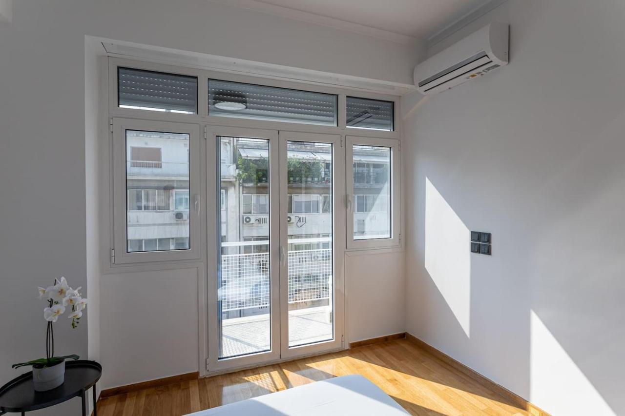 Appartamento Luxury Penthouse On Akadimias With 2 Bed & 2 Bath Atene Esterno foto